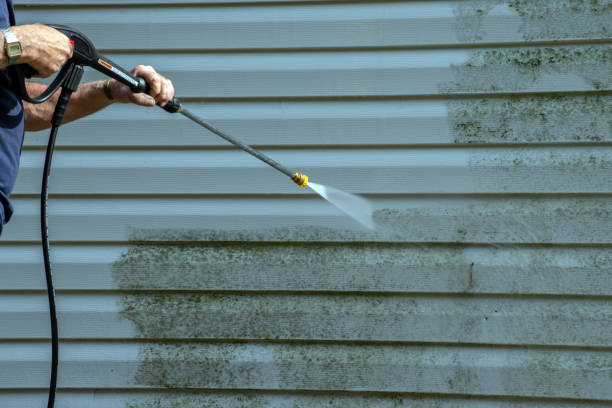 Best Deck Pressure Washing  in Cloverleaf, TX